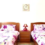 Albufeira, Standind Flat With Swimming Pool * Albufeira