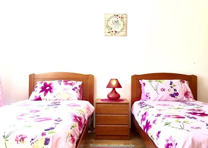 Albufeira, Standind Flat With Swimming Pool * Albufeira